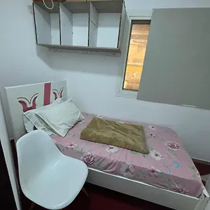 Hostel Hostel, Bedspace And Backpackers, Dubai